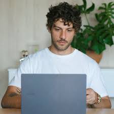 Curso - Light Copy - Leandro Ladeira